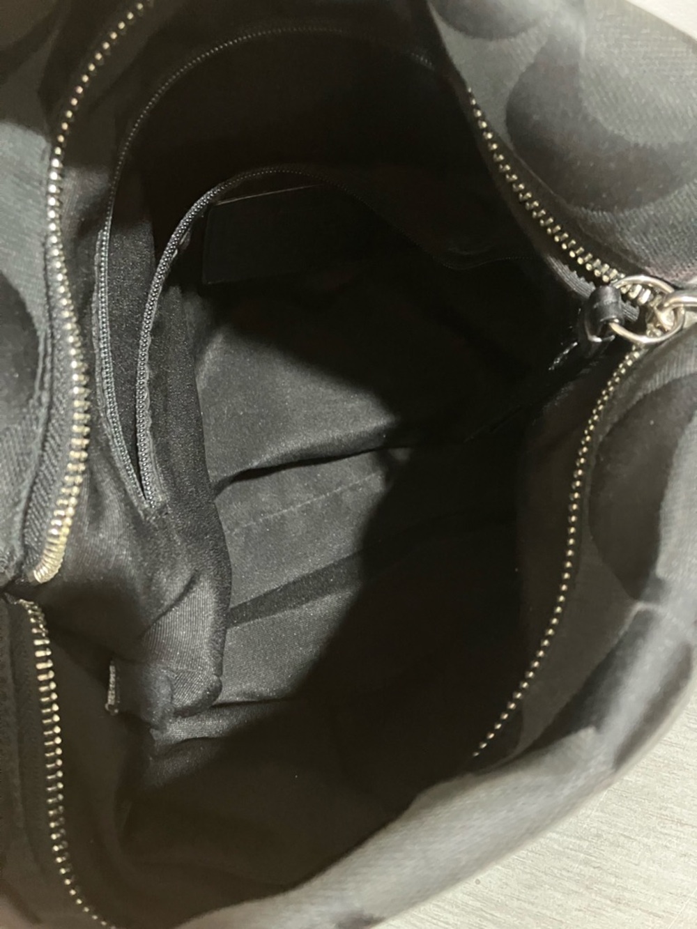 Coach Signature Black Shoulder Bag - Picture 7 of 7